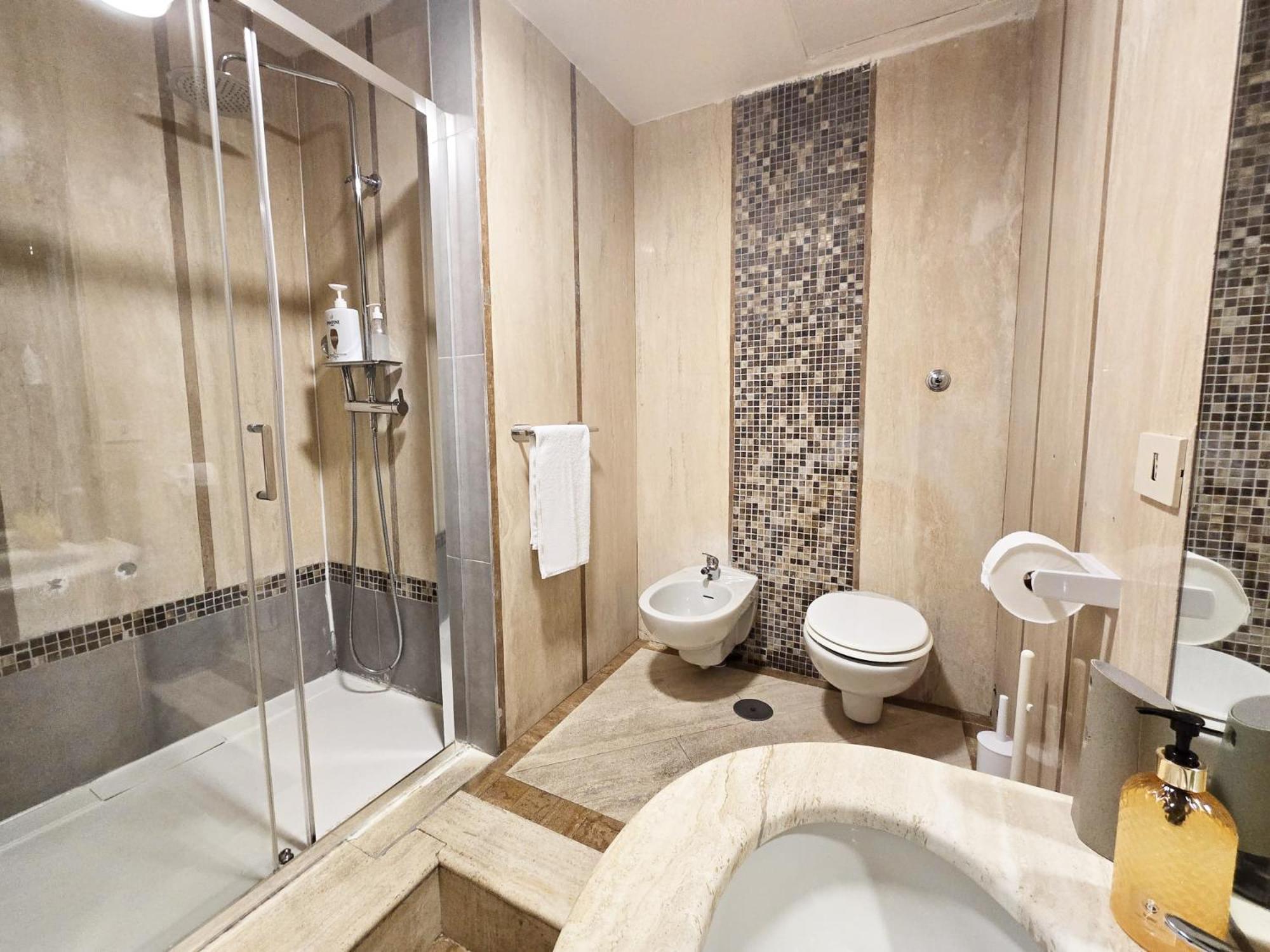 רומא Myomax Guesthouse מראה חיצוני תמונה